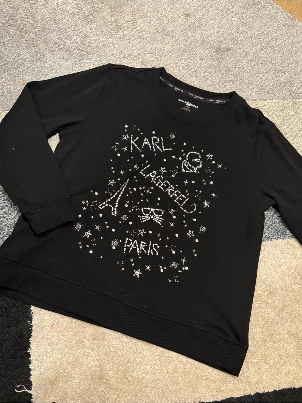 Karl Lagerfeld Black Pullover Sweatshirt Rhinestone Embellishment Design Size L